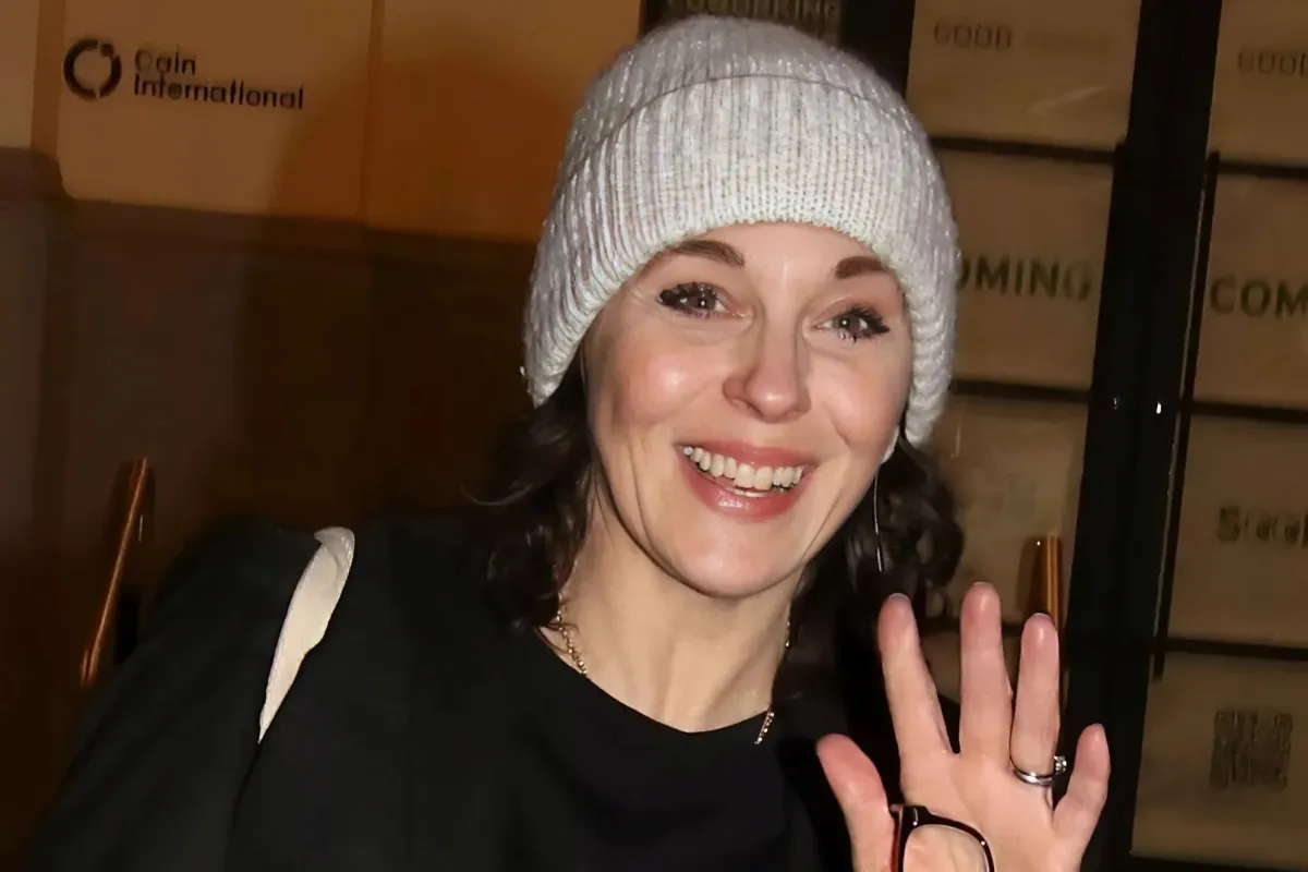 Amanda Abbington beams after revealing hope to join Loose Women panel ngocc