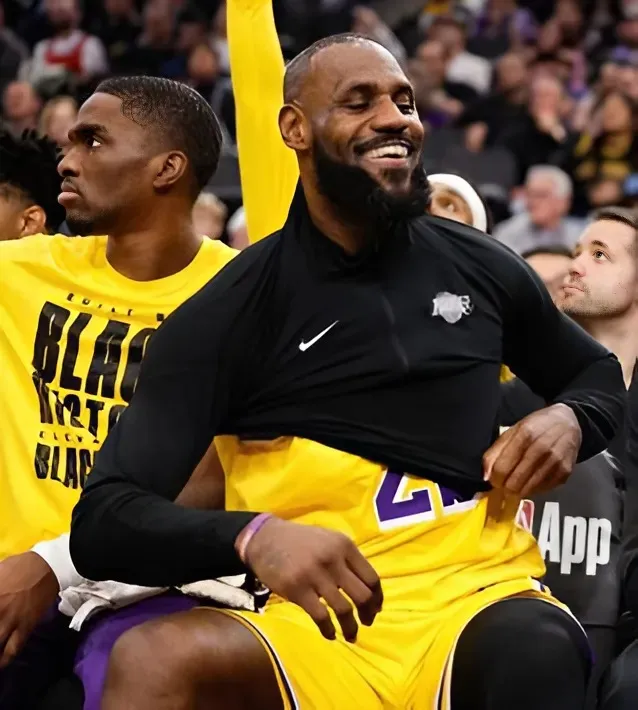 LeBron James Dapped Up Nick Wright After Grizzlies Game