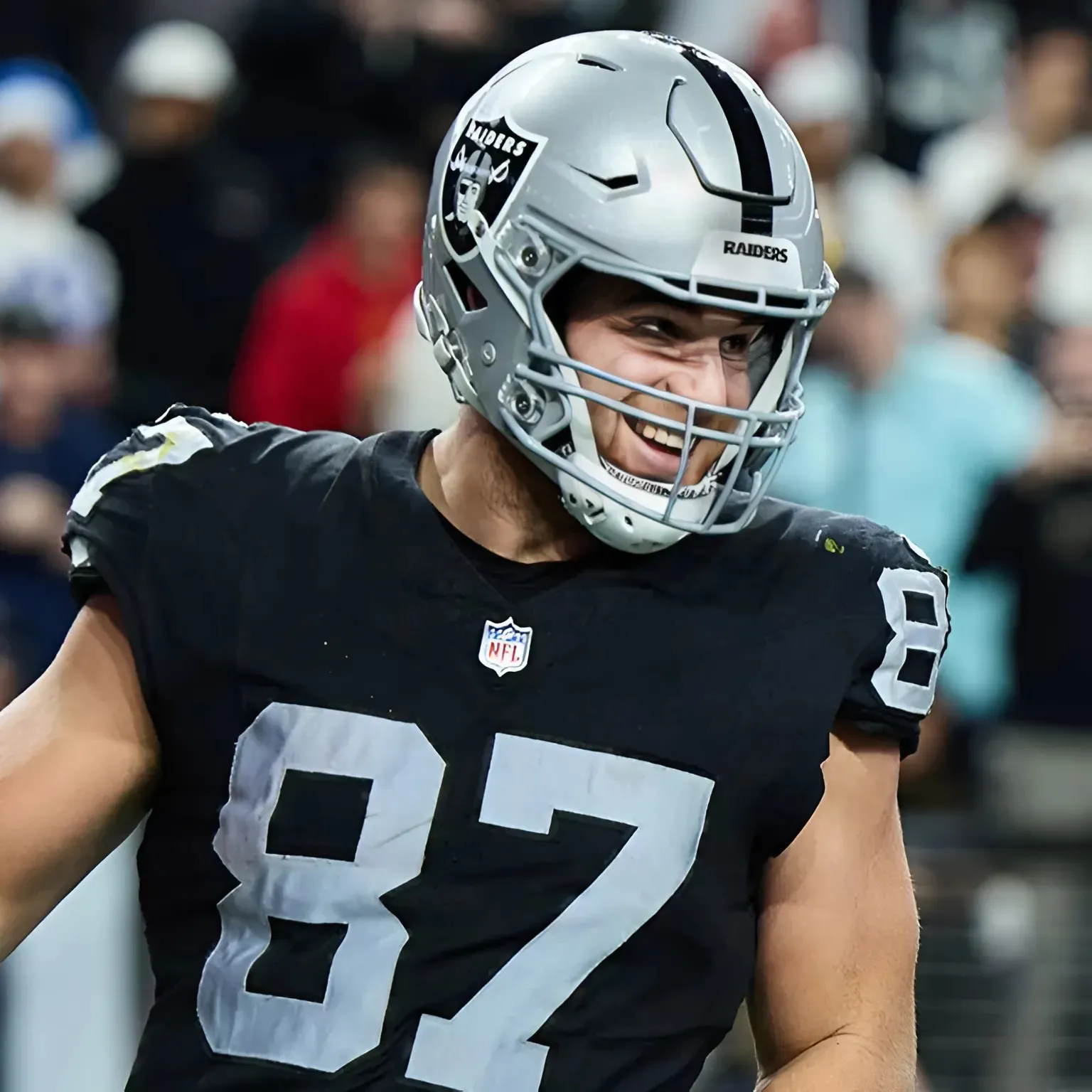 Browns Acquire TE Prospect in Latest Mock Draft Trade Proposal