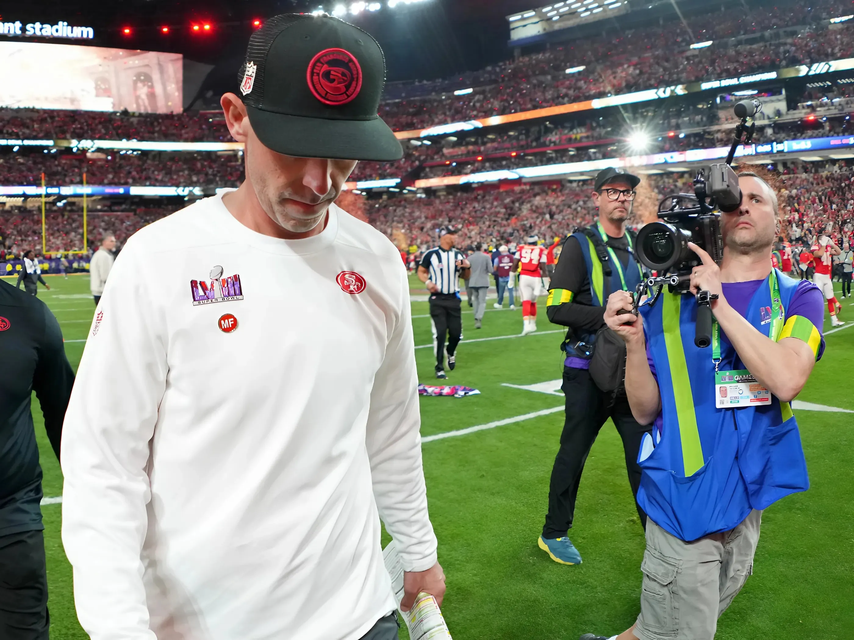NFL Coach Kyle Shanahan Underwent Drastic Appearance Change