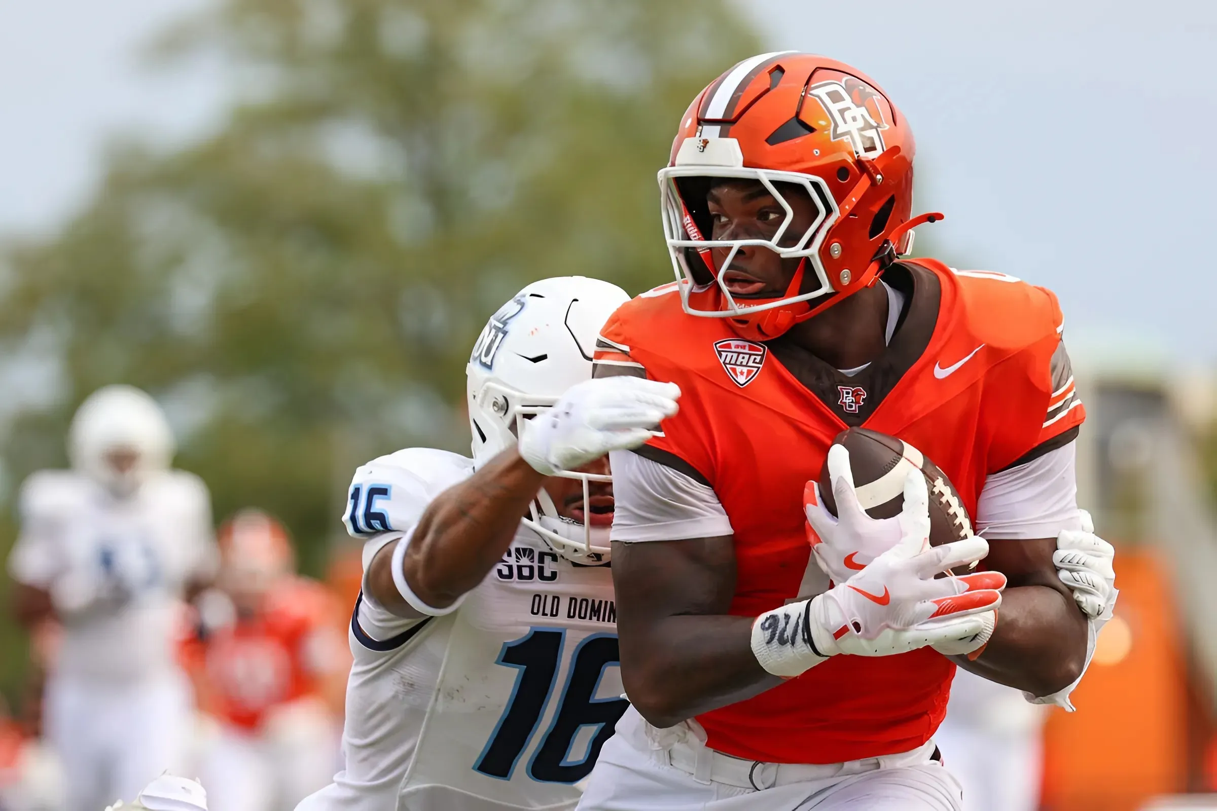 Chiefs Hosting 6-Foot-3 Pass-Catcher With ‘Automatic’ Hands