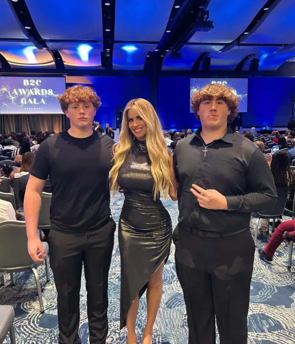 PHOTO: Kim Zolciak Shares New Pic of Her 6’1″ Sons as They Tower Over Her, Plus Fans and RHOA Costars Remark on How Much They’ve Grown