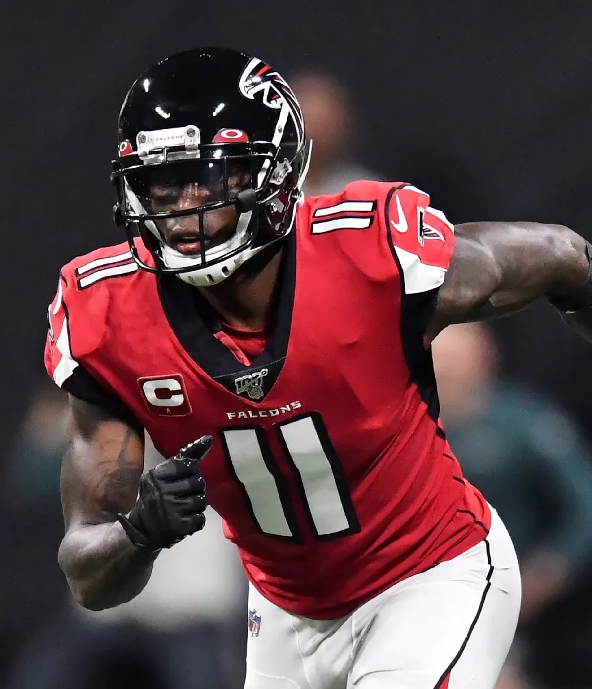 AJ Brown writes a touching tribute for ‘Unc’ Julio Jones following ex-Falcon’s retirement from football