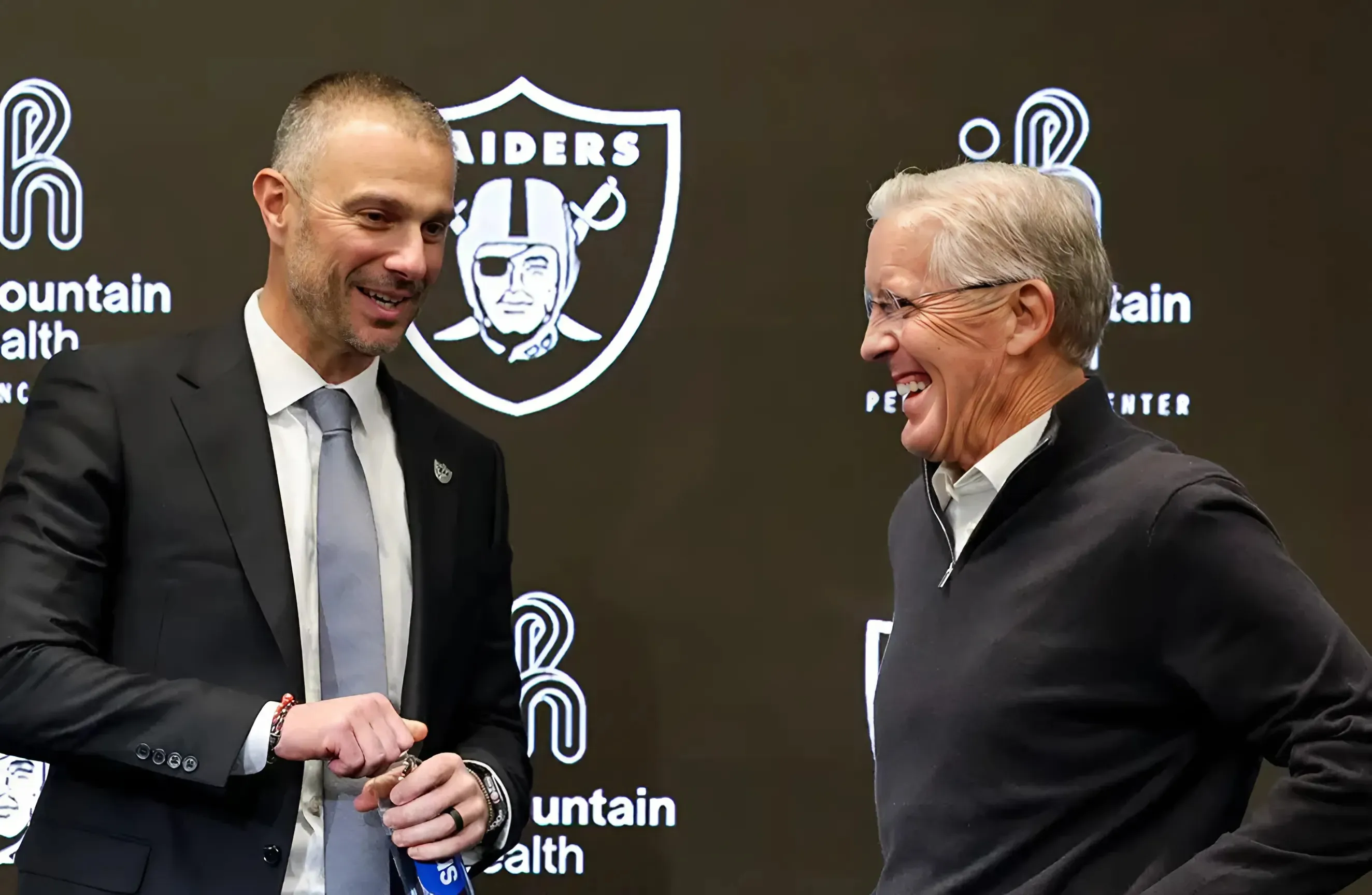 Raiders Predicted to Add Historic WR in Trade With Eagles