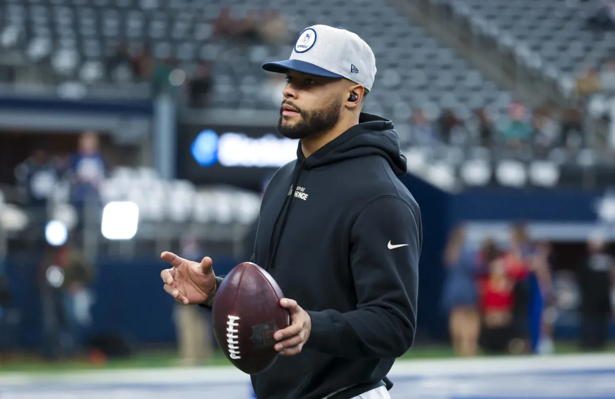 Cowboys QB Dak Prescott Sends 2-Word Message to Trey Lance After Departure