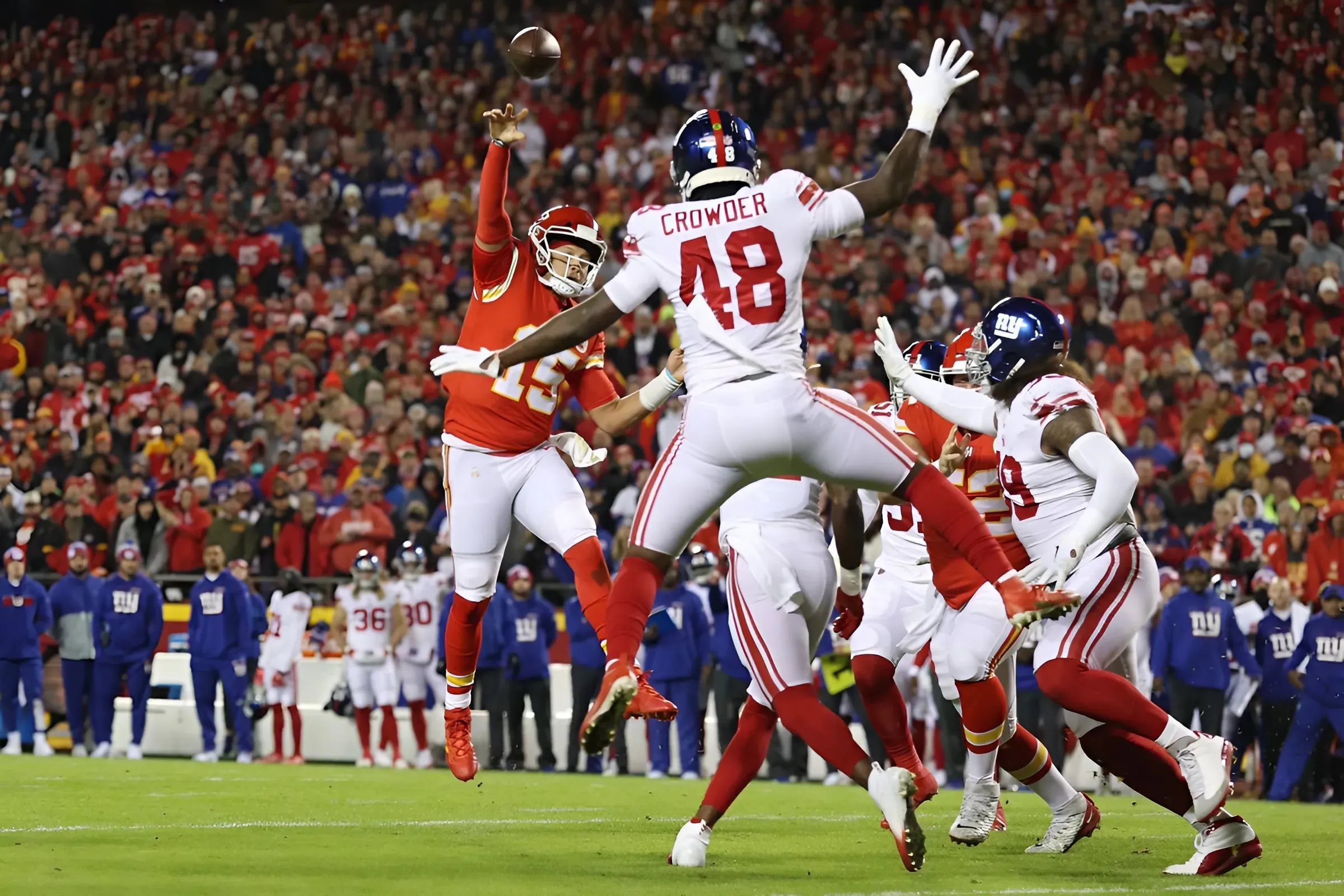 Chiefs blockbuster trade pitch brings Giants $6 million weapon to Kansas City
