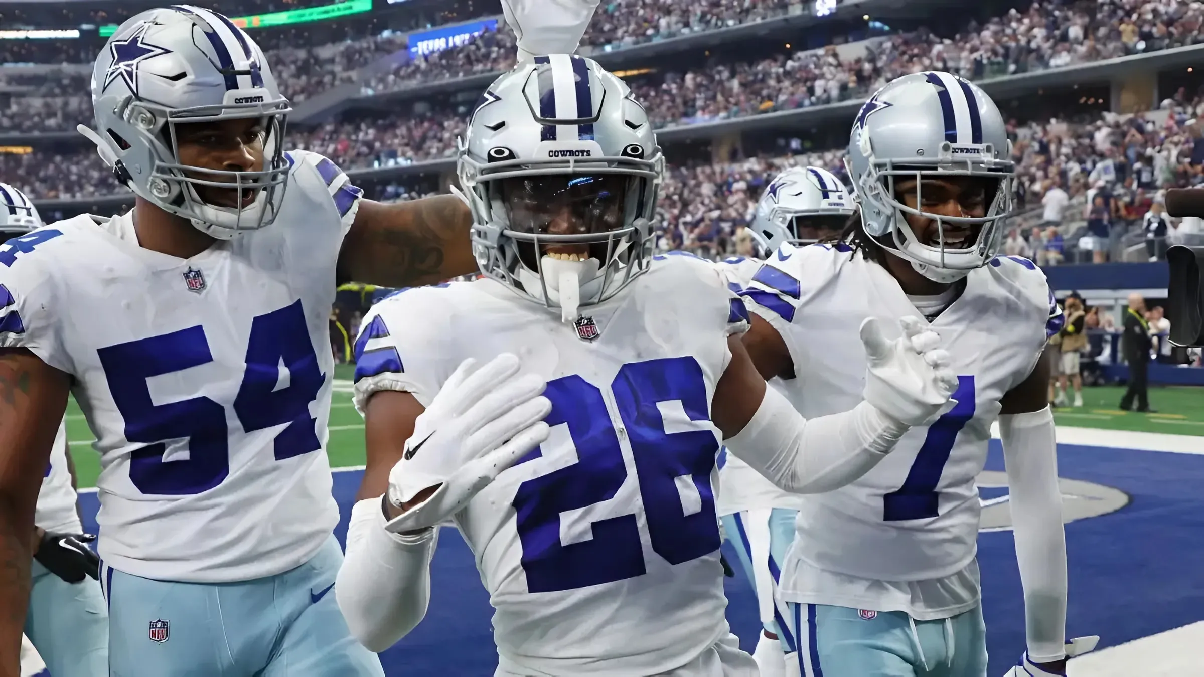 2 Dallas Cowboys Veterans Hit With Stern Warning That Could Shake Up the Locker Room – What’s Going On Behind the Scenes? 2 Dallas Cowboys Veterans Hit With Stern Warning That Could Shake Up the Locker Room – What’s Going On Behind the Scenes?