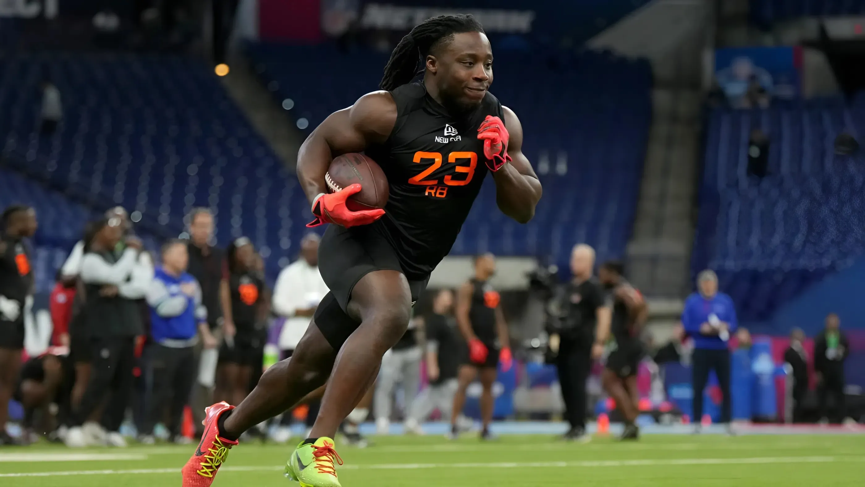Cowboys Scouting 'Toughest RB in NFL Draft' As Late-Round Steal