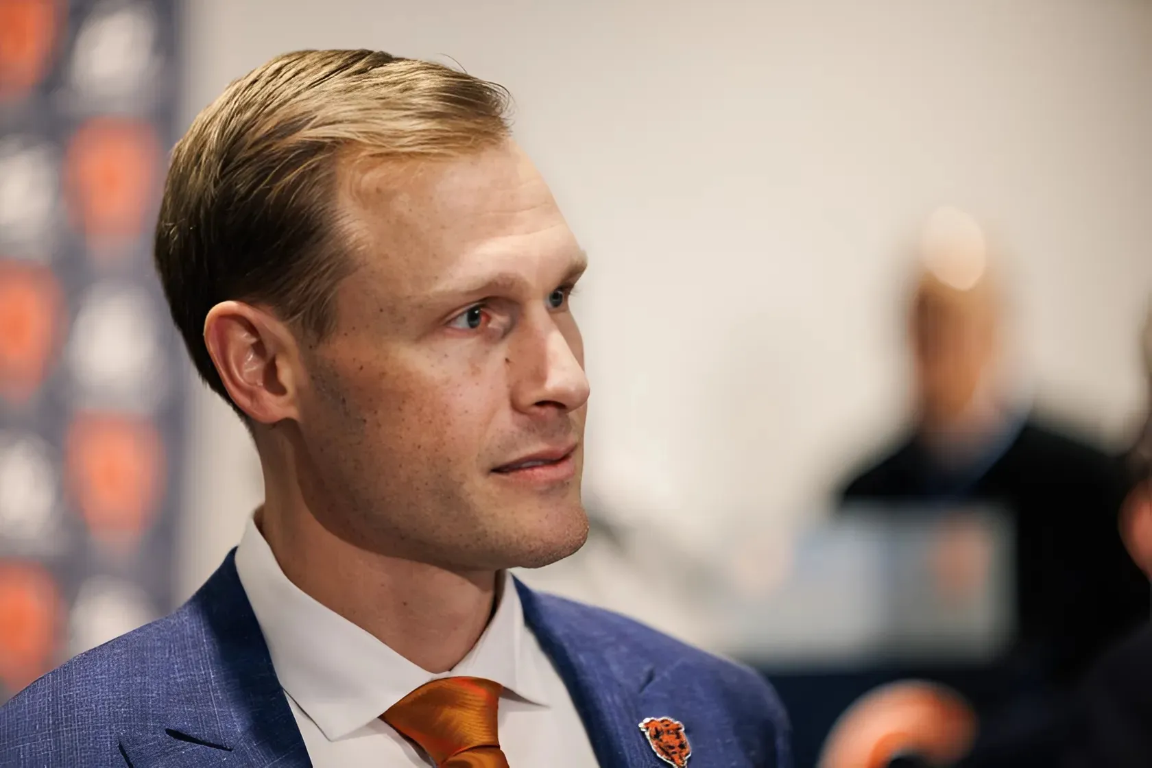 $72,000,000 Bears LB gets 100% real on first impressions of new HC Ben Johnson