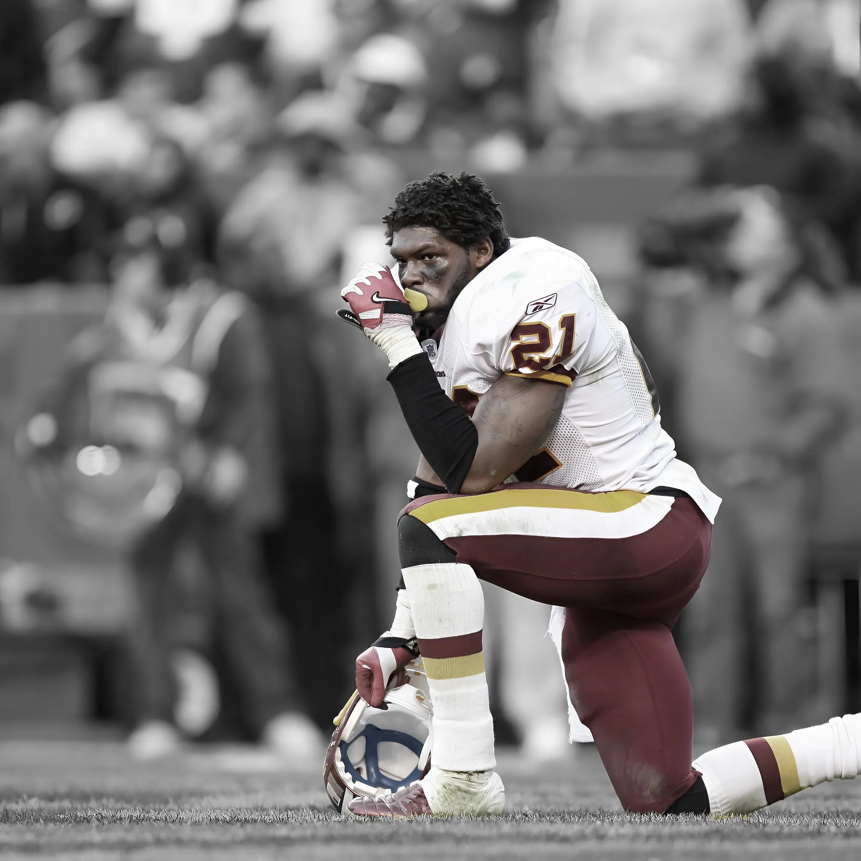 SHOCKING REVELATION: Commanders Honor Sean Taylor, But Fans Demand More Than Just a Statue