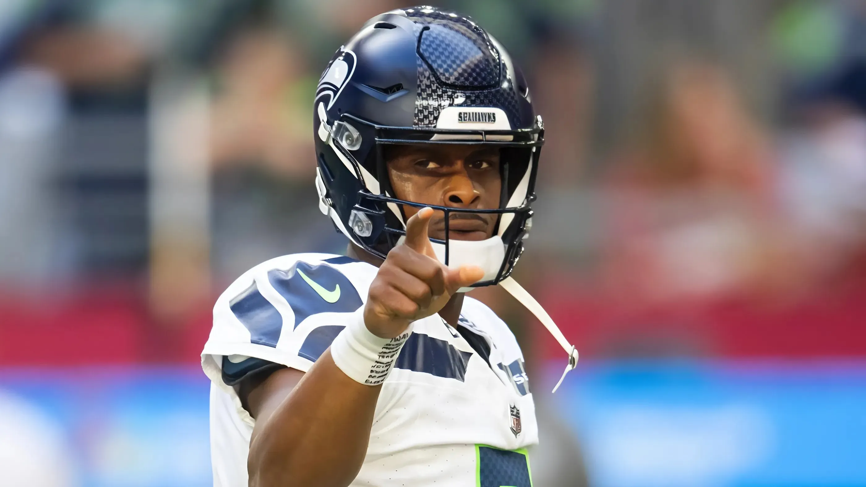 Raiders' Smith Looking to Set the Tone in New Role
