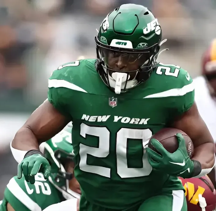 Blockbuster Trade Pitch Lands Commanders 1,500 Yard RB From AFC East