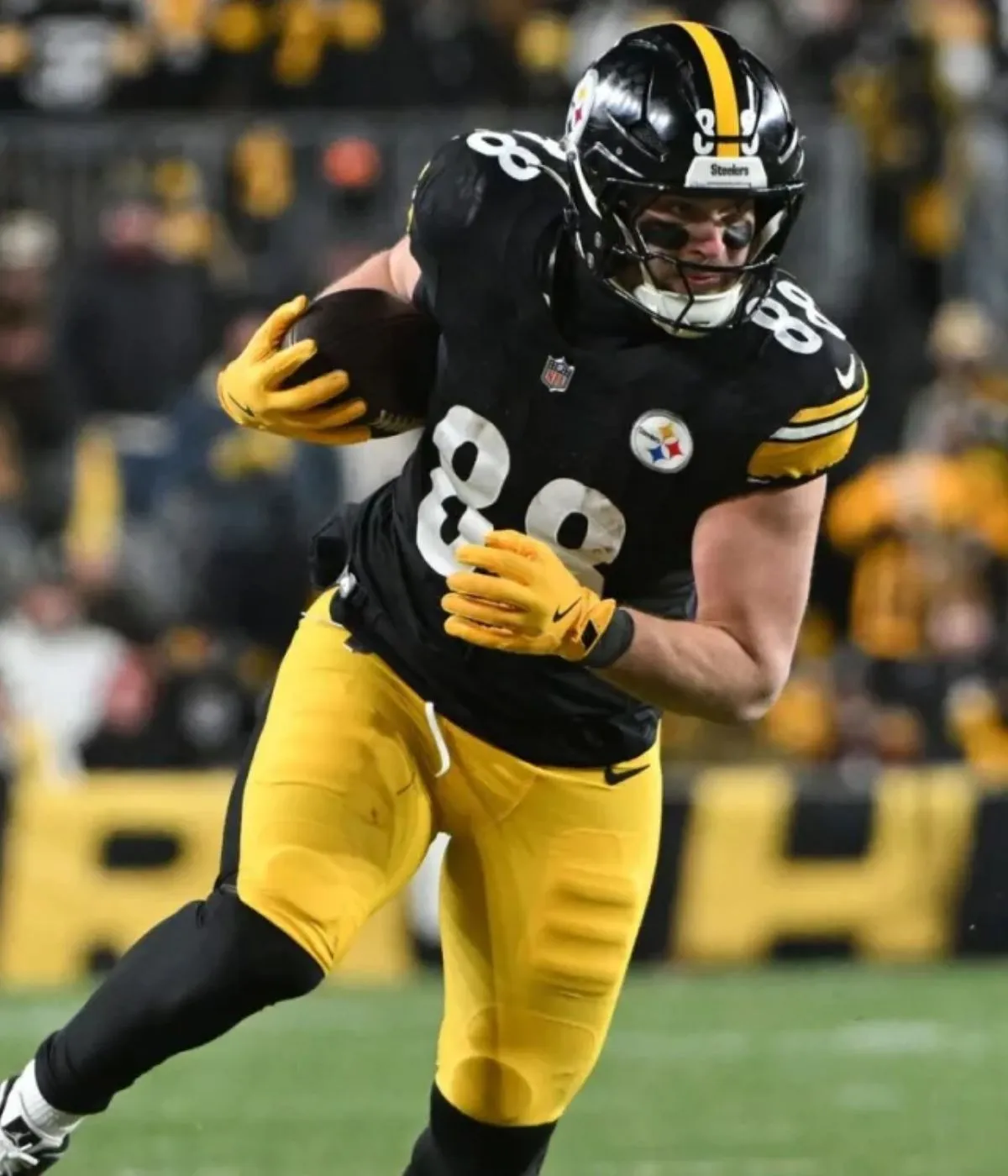 Pittsburgh Steelers: Pat Freiermuth Issues Strong Message About George Pickets Amid Trade Rumors Involving WR