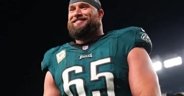 Lane Johnson Makes Big Personal Announcement