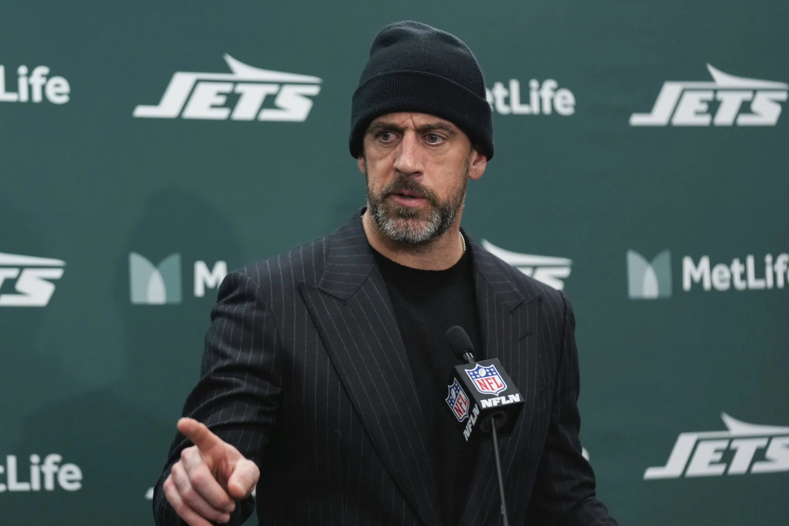 Steelers' Mystique In Jeopardy Amid Potential Aaron Rodgers Fallout Steelers' Mystique In Jeopardy Amid Potential Aaron Rodgers Fallout
