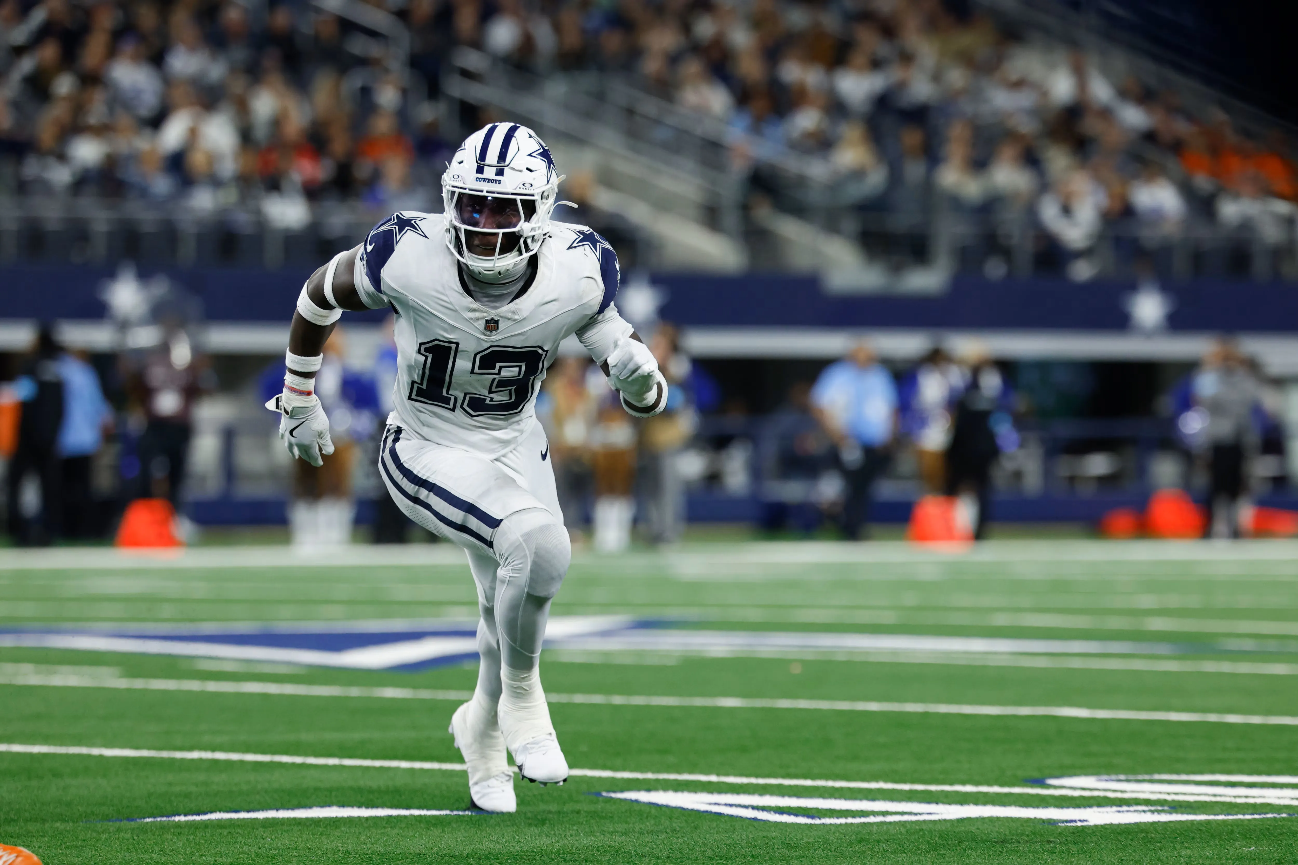 Cowboys Announce DeMarvion Overshown 'Realistic Return'
