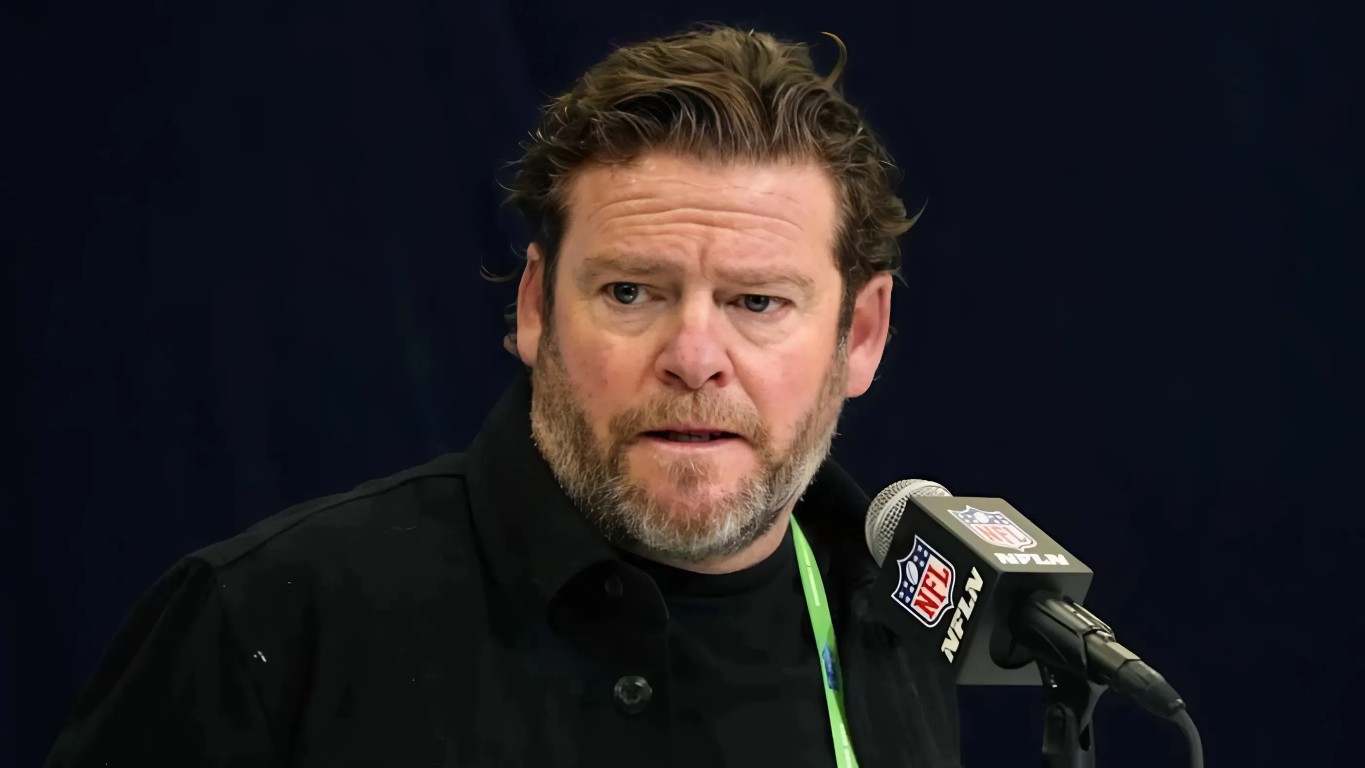 Seahawks should consider trading up in NFL Draft