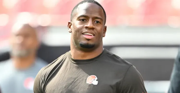 Browns Get Positive News on Nick Chubb Reunion