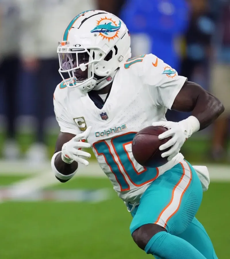 “If Someone Wants Him” Dolphins Make Huge Announcement on Tyreek Hill