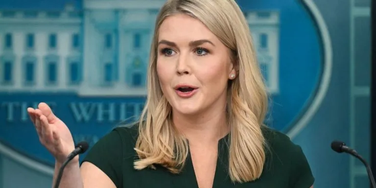 P2. Karoline Leavitt B@NS CNN’s Kaitlan Collins from Press Brief after STUPlD Question