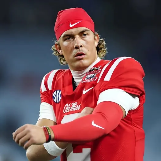 Blockbuster Trade Pitch Sees Browns Steal 4,300-Yard QB From NFC Squad