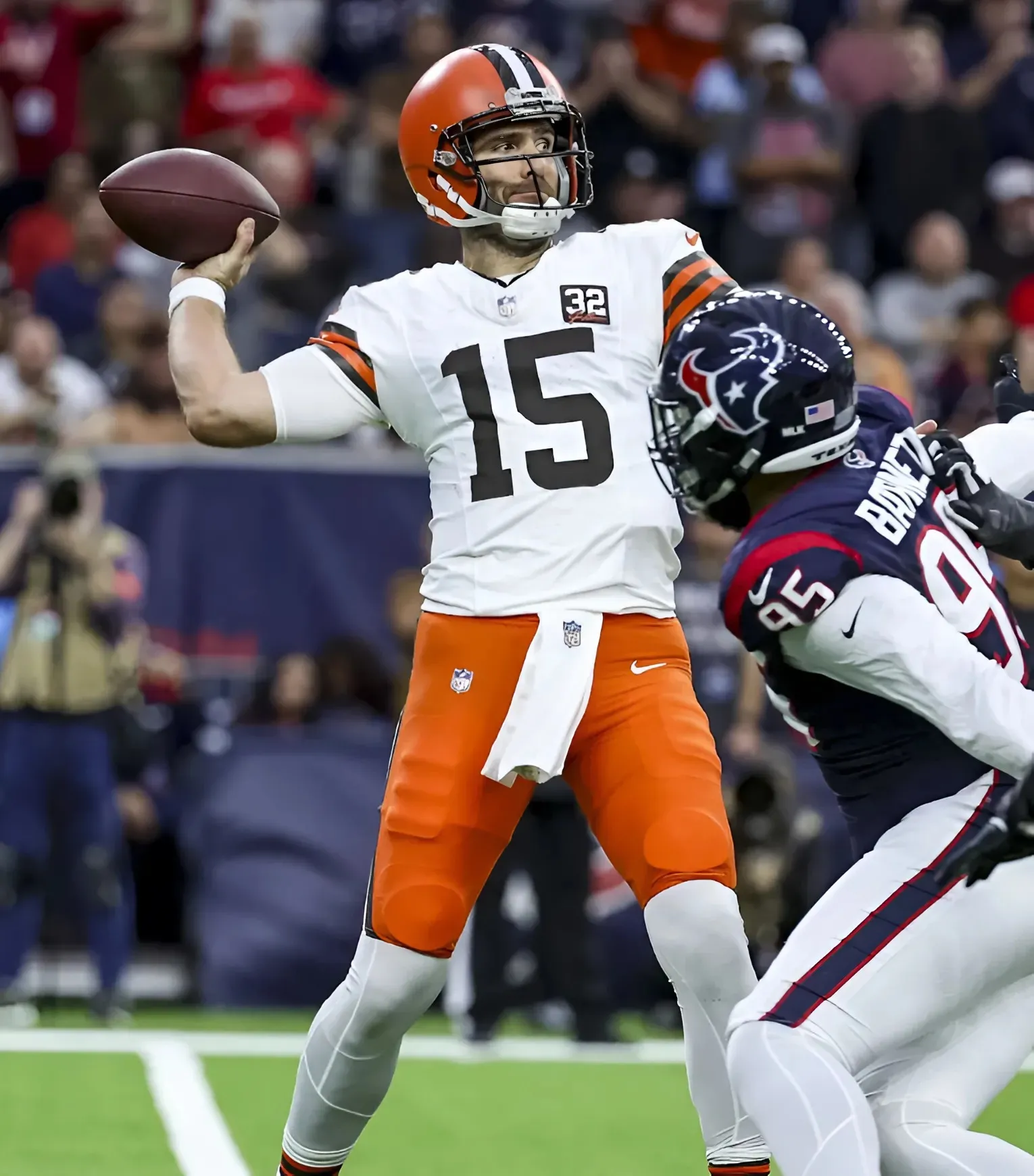 DRAFT BOMBSHELL: Browns Keep QB Door Wide Open Despite Joe Flacco Signing