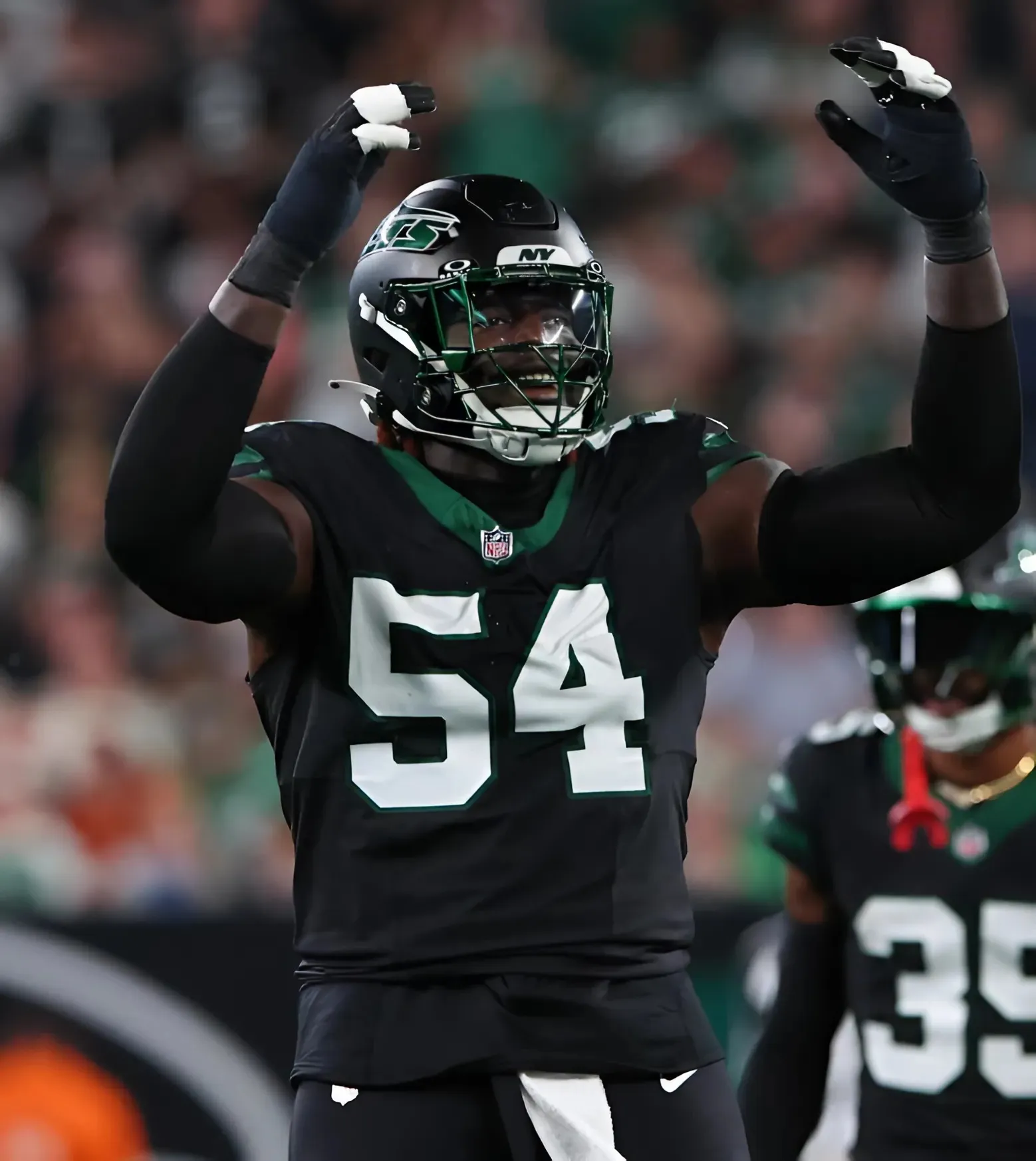 SHOCKING OVERPAY? Commanders ROASTED for $45M Javon Kinlaw Deal!