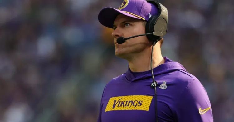 Report: Vikings Remain in Talks About Reunion With Former Pro Bowler
