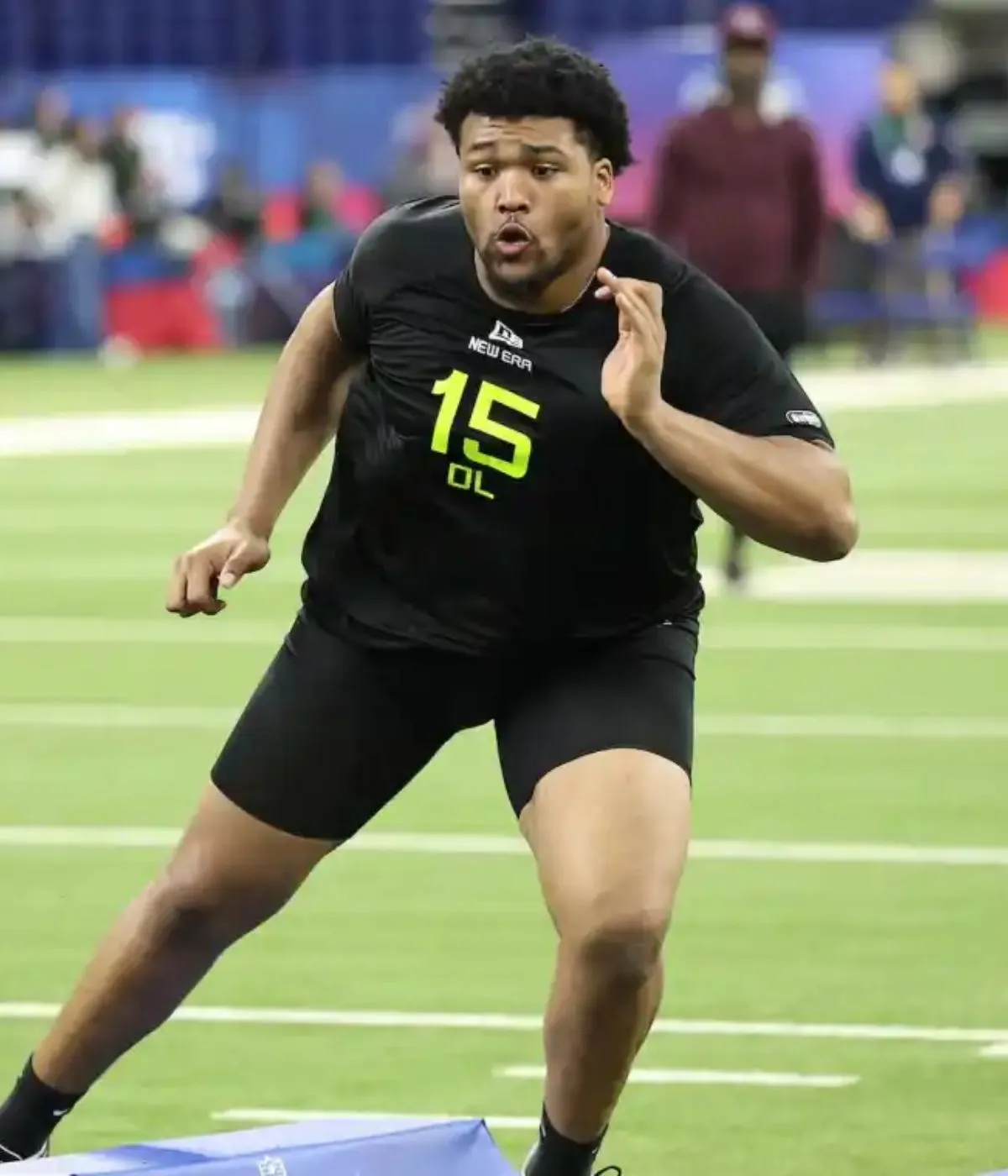 Powerful, Versatile Defensive Lineman ‘Clear Favorite’ for Steelers in 1st Round: Report