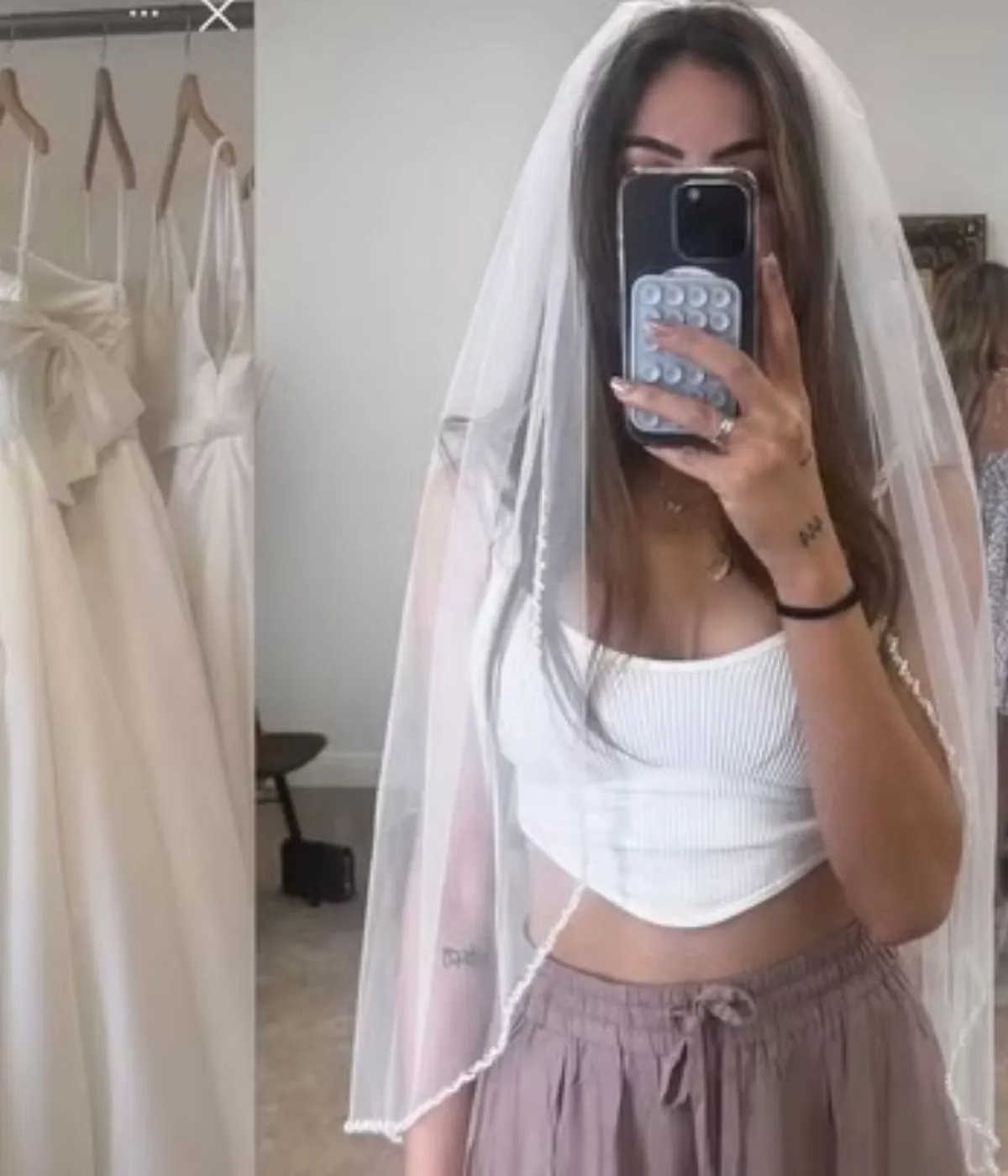 The Bachelor’s Juliana Pasquarosa Teases Wedding Dress Shopping Amid Signs She & Grant Ellis Will Get Married Before The Golden Bachelorette’s Joan & Chock