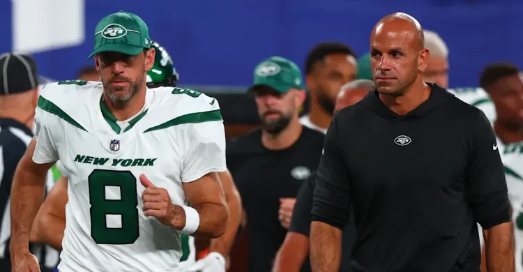 Robert Saleh must be laughing about Aaron Rodgers' epic downfall