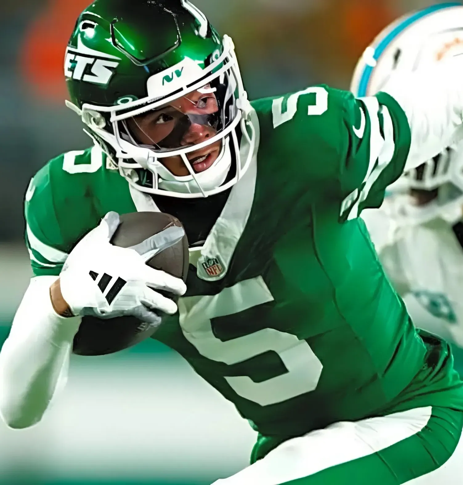 Jets' $20 Million Superstar Linked To Blockbuster Trade