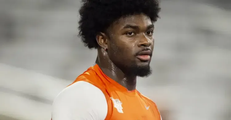 Eagles Projected to Replace $57 Million Super Bowl Champion With ‘Enigmatic’ TE Prospect