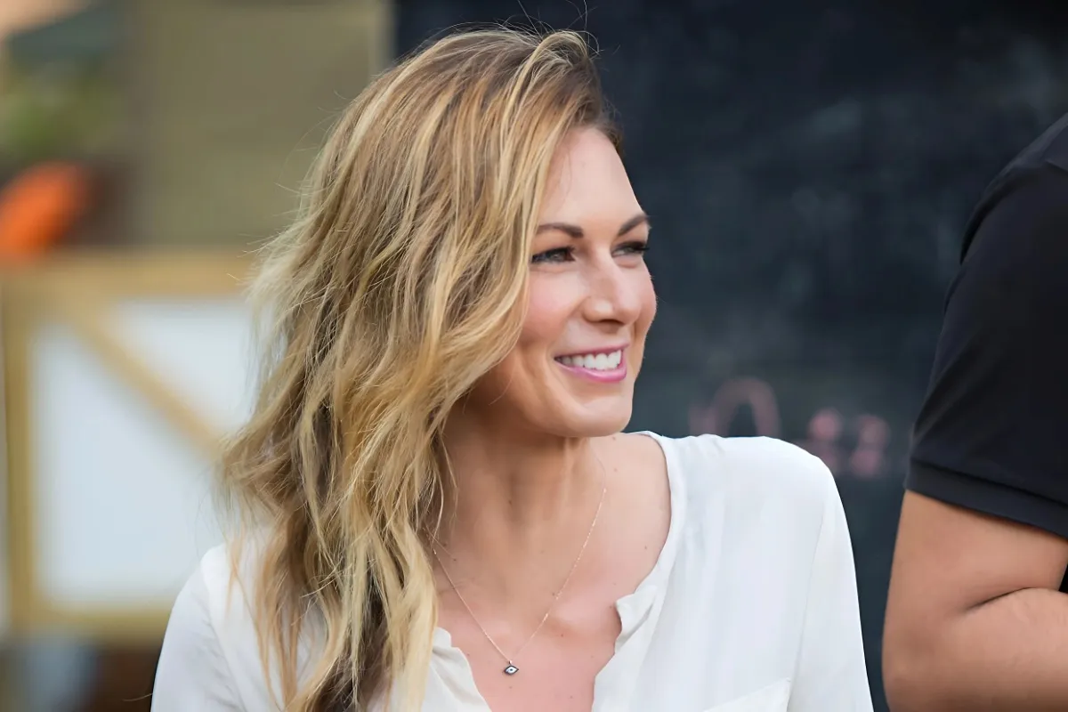 A Hidden Haven: Chelsea Meissner Reveals Her Peaceful Backyard Getaway tram A Hidden Haven: Chelsea Meissner Reveals Her Peaceful Backyard Getaway tram
