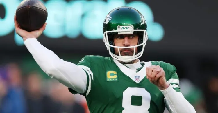Ex-Lions Coach Makes Waves for Role in Aaron Rodgers Firing Ex-Lions Coach Makes Waves for Role in Aaron Rodgers Firing
