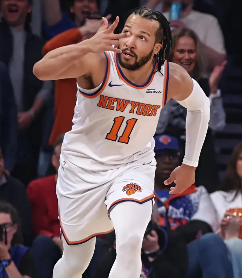 Brunson battles through injury as Knicks explode in fourth to take Game 1 over Pistons, 123-112