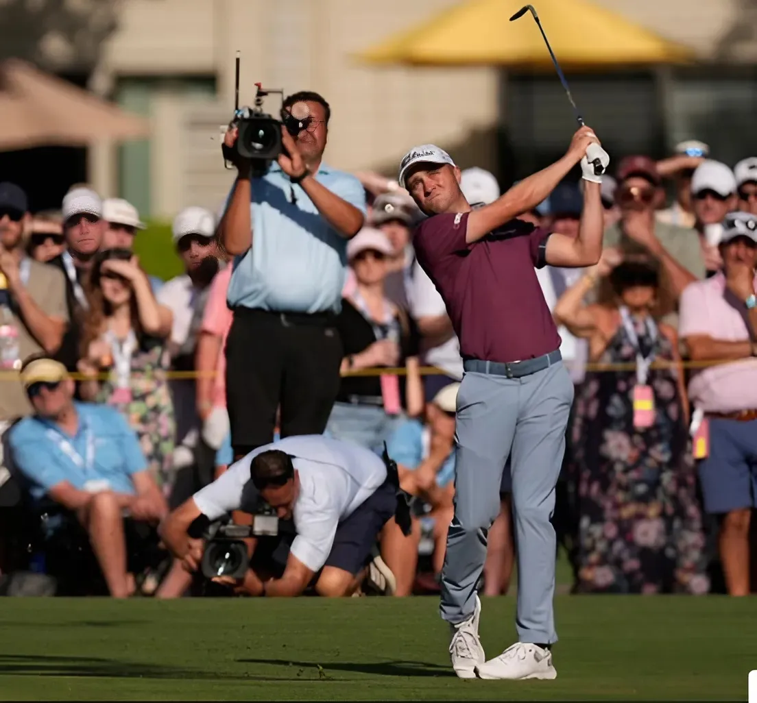 PGA Tour golfer Justin Thomas gets blasted with mud