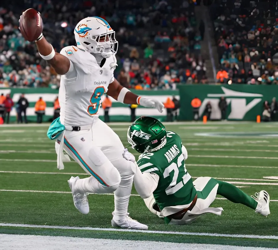 Dolphins' Trade Idea Sends $4 Million Pro-Bowl Tight End to Jaguars
