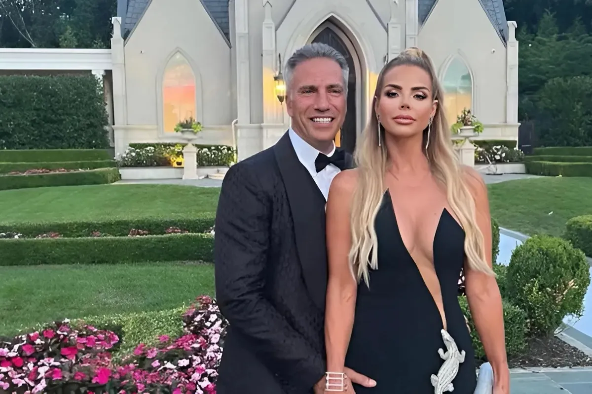 Alexia Nepola 'Chose' Ex-Husband Todd as Her Date for 'RHOM' Filming Event, Source Reveals: They 'Are Definitely Not Done With Each Other'-quang