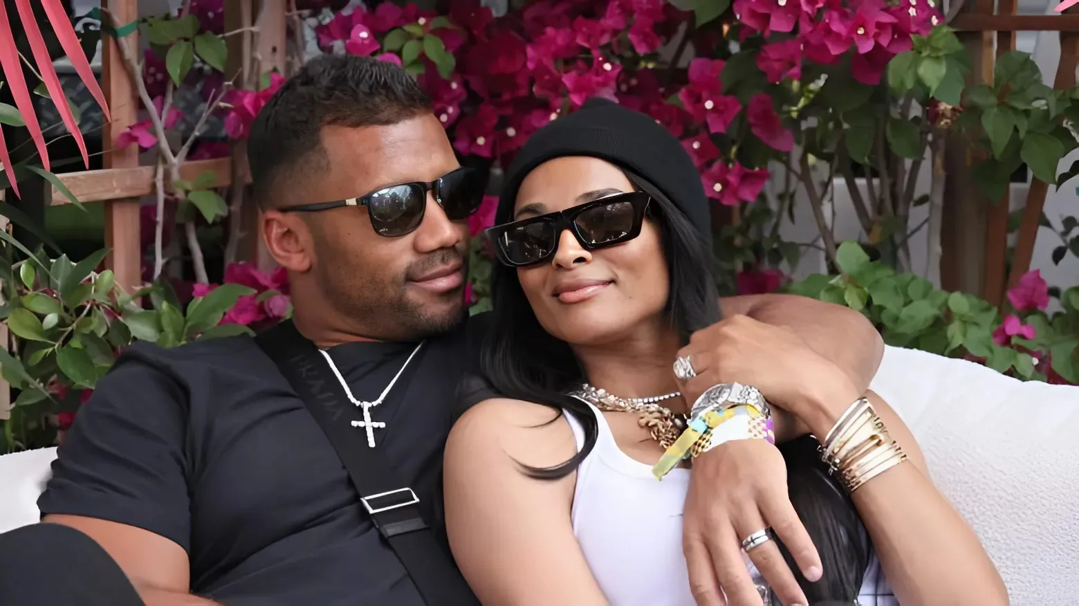 Giants QB Russell Wilson and Ciara Turn Heads With Latest Move Giants QB Russell Wilson and Ciara Turn Heads With Latest Move