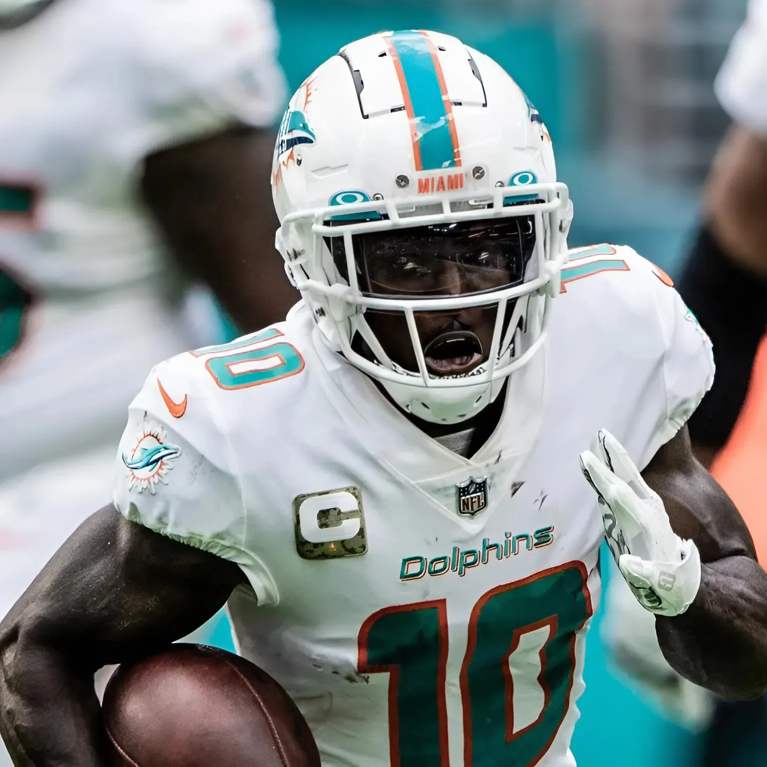 Packers Could Trade ‘Litany of Young’ WRs for Tyreek Hill