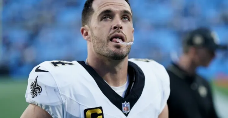 Saints Expert Has Surprising Derek Carr Answer Saints Expert Has Surprising Derek Carr Answer