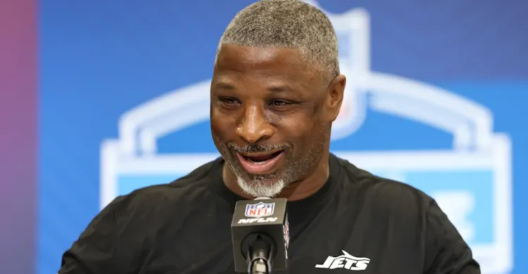 NY Jets legend delivers honest message to ownership about Aaron Glenn