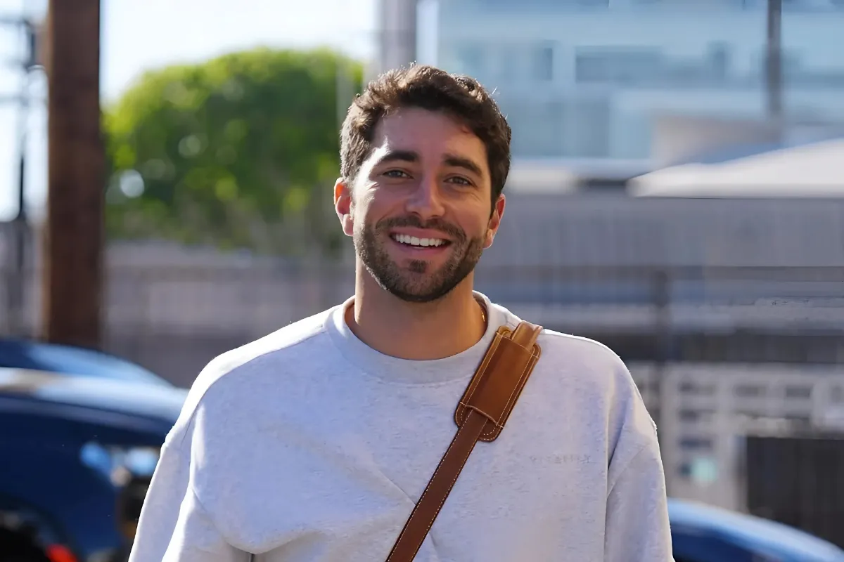 Joey Graziadei Reflects on Ending of ‘Dancing With the Stars’ Live Tour: ‘Experience of a Lifetime’ tram