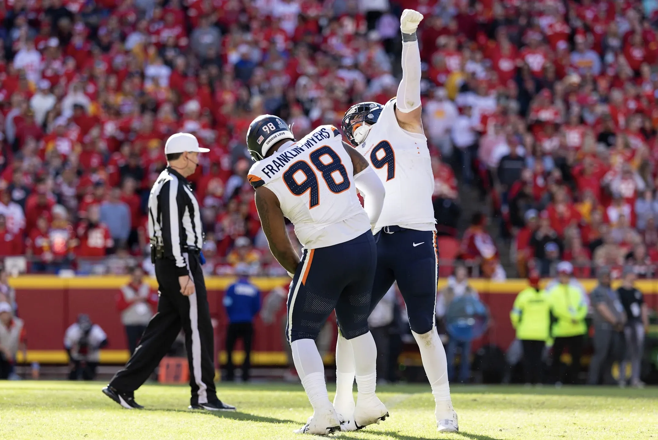 Broncos Predicted to Cut Ties With Seven Sack Edge During Offseason