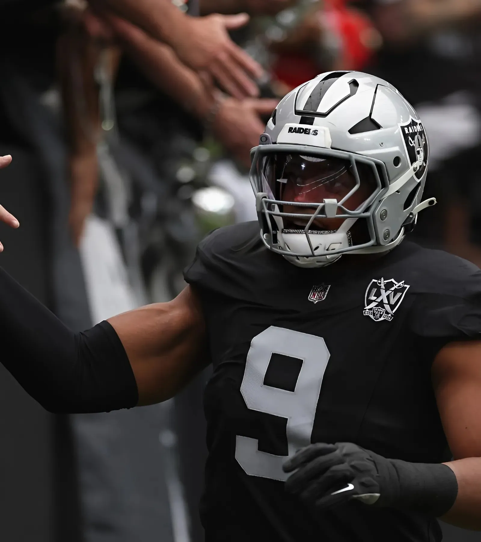 Insider Drops Surprising Intel on Raiders Trading Former First-Round Pick Insider Drops Surprising Intel on Raiders Trading Former First-Round Pick