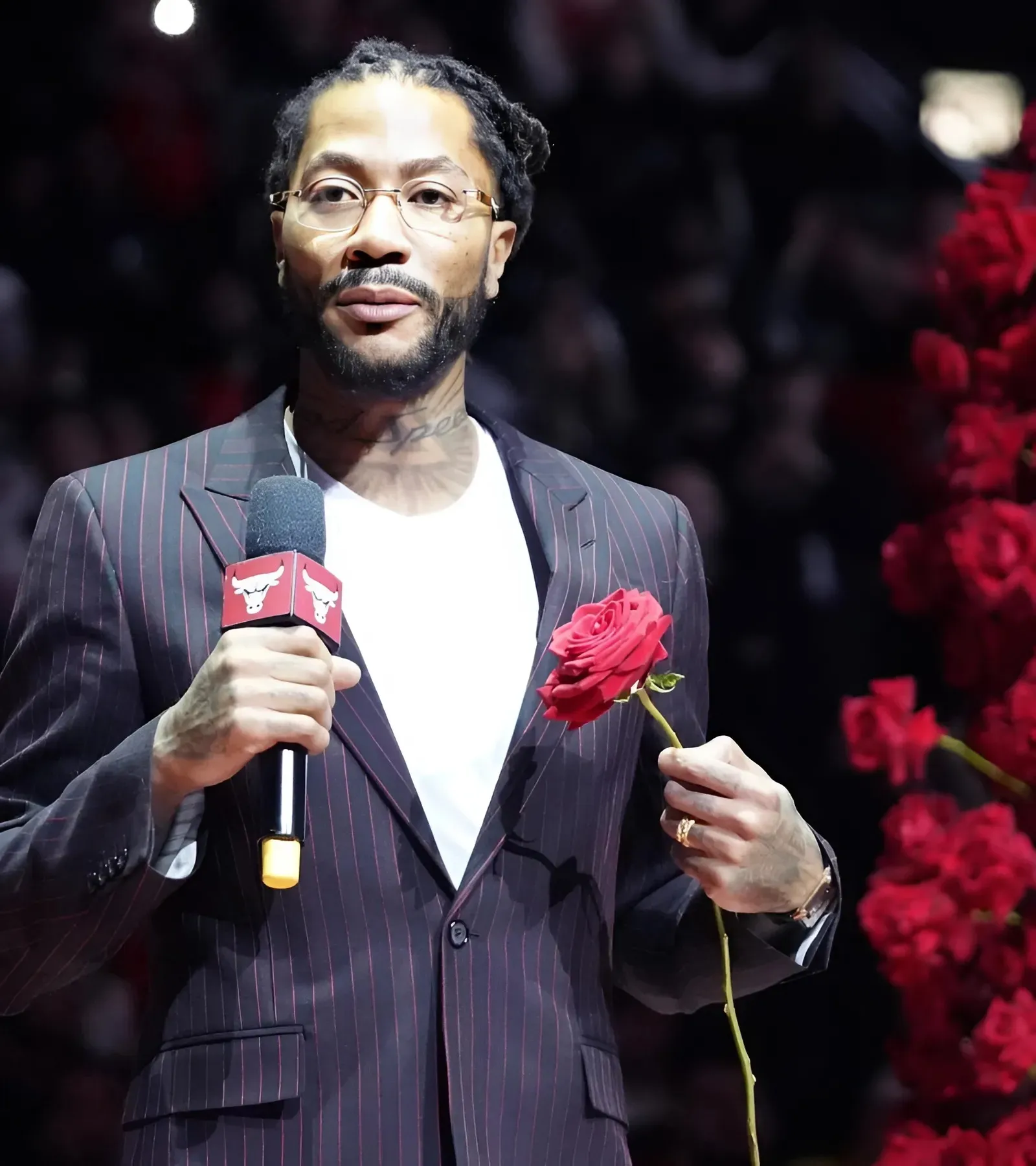 Derrick Rose's Appearance With NBA Legend Goes Viral