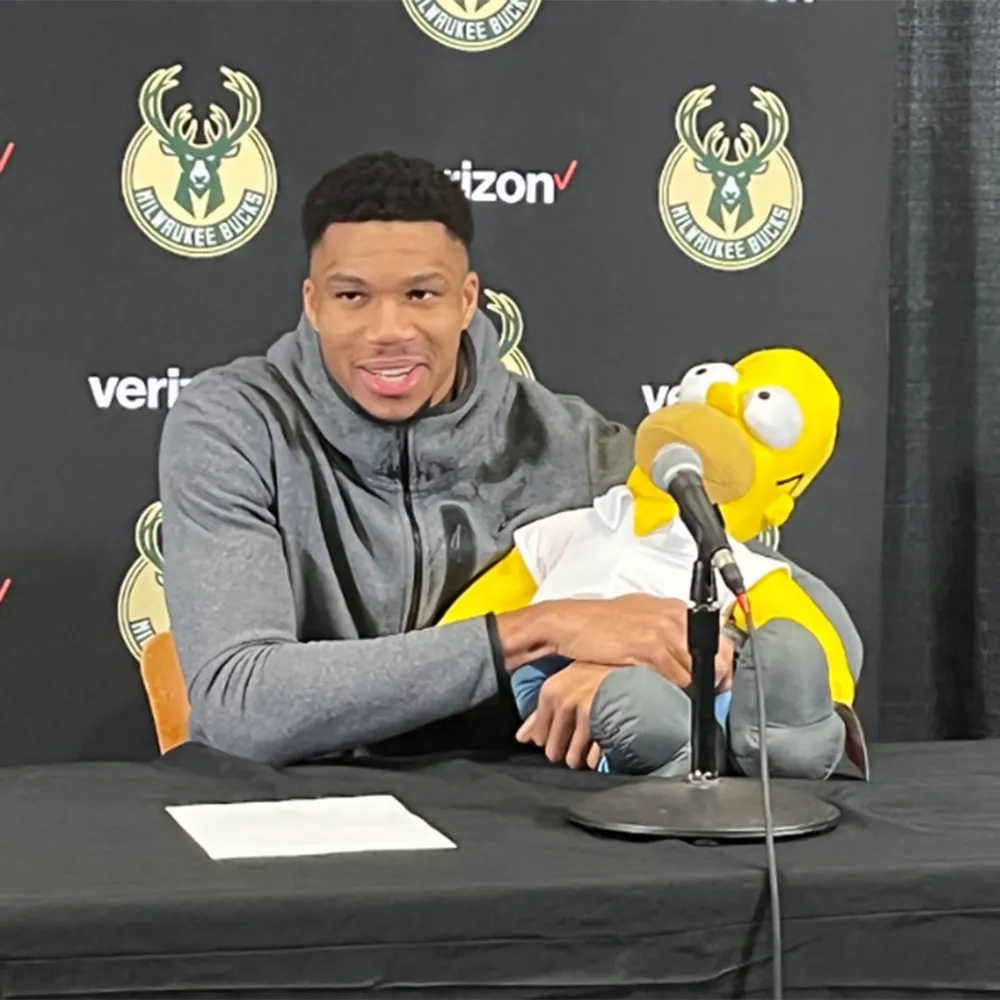 Giannis Antetokounmpo 'stole' teammate's $45 stuffed animal and talks about being weird on his birthday🤣