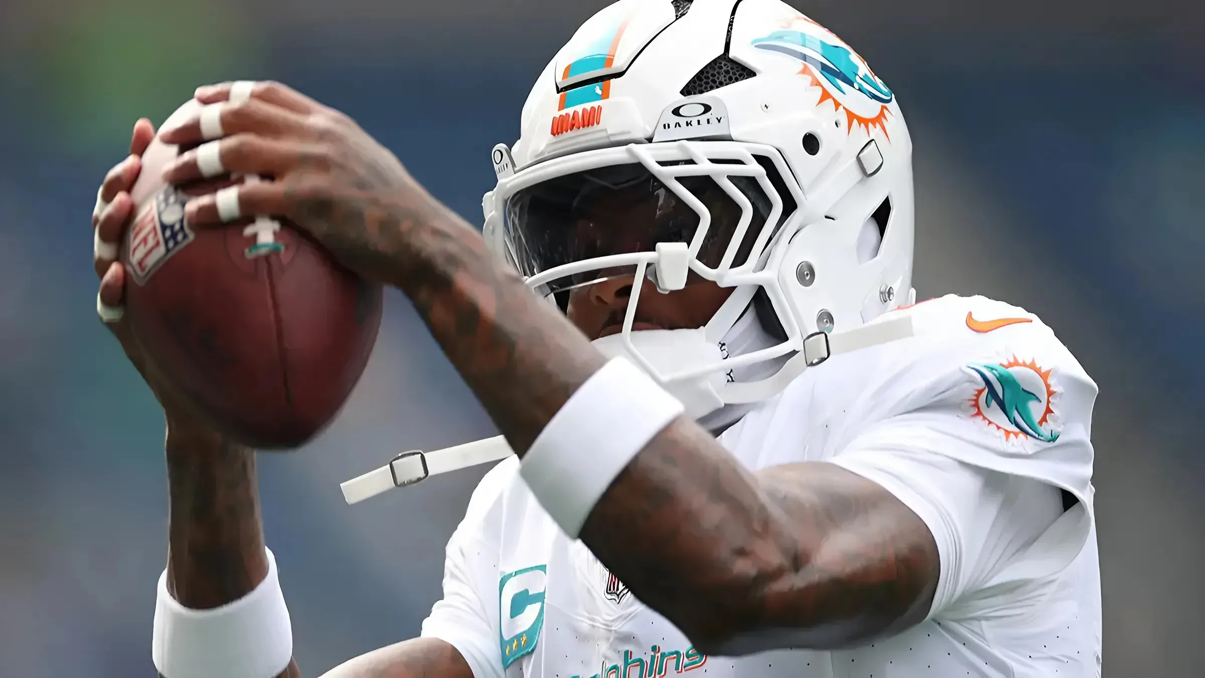 Last-Minute Trade Idea Has Raiders Fill Major Need With 7-Time Pro Bowler