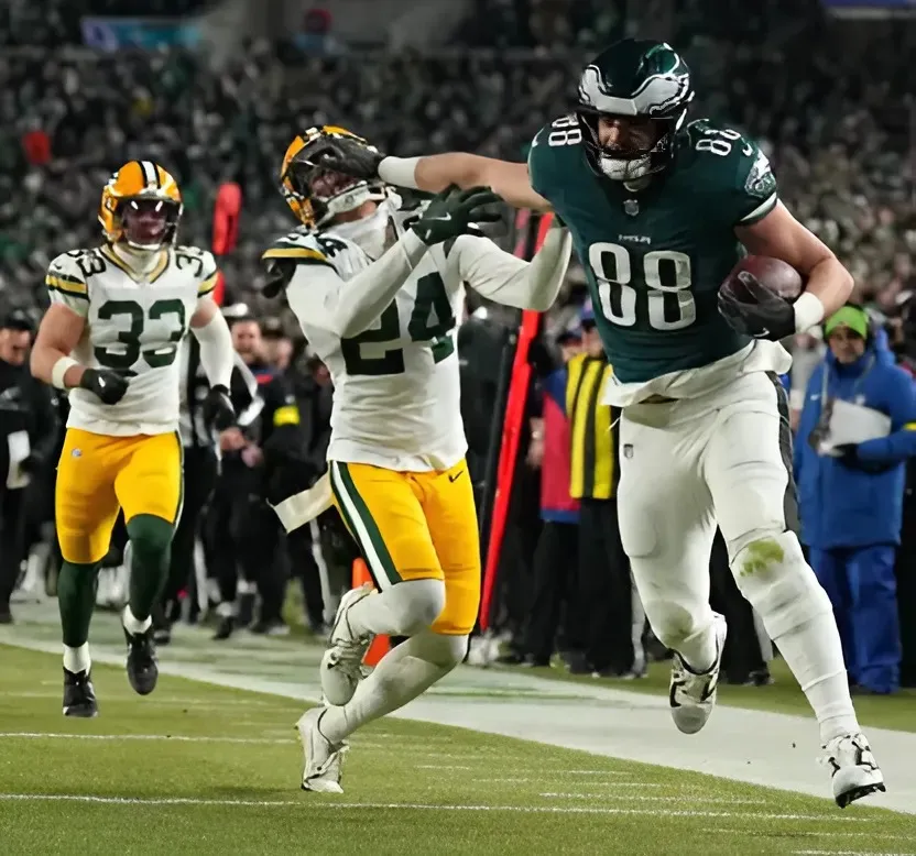 If the Eagles Trade Dallas Goedert There’s a New Definition of Insanity